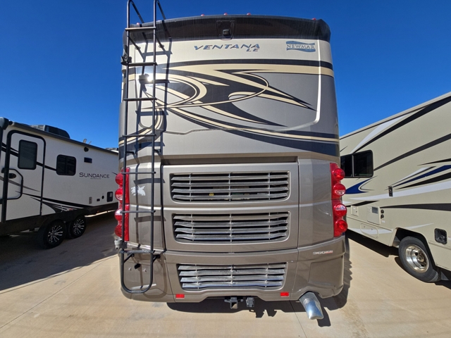 2016 Newmar Ventana 4037 — photo 7 of 8