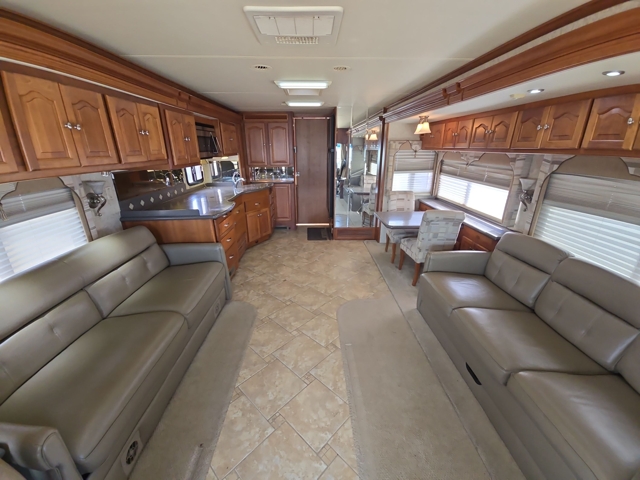 2006 Tiffin Allegro Bus 40QDP — photo 3 of 8