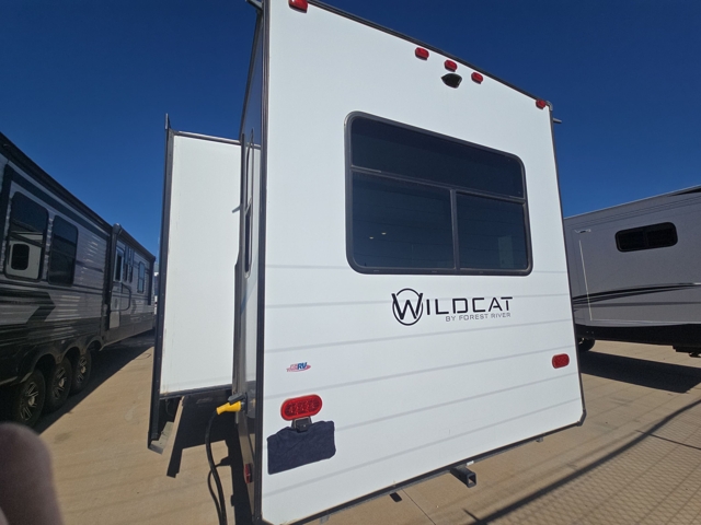 2022 Forest River Wildcat 333RLBS — photo 8 of 8