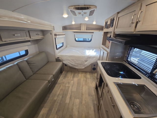 2022 Forest River Rockwood Geo-pro 19FBS — photo 3 of 8