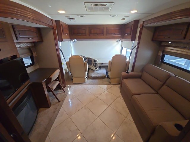 2014 Coachmen Encounter 37TZ — photo 3 of 8