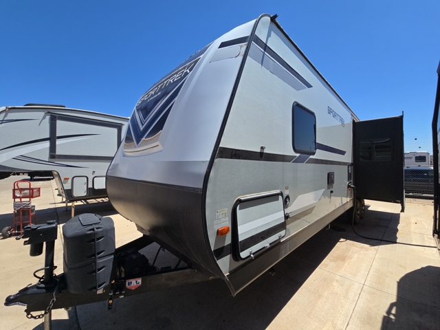 2019 Venture RV Sporttrek 312VIK — photo 7 of 8