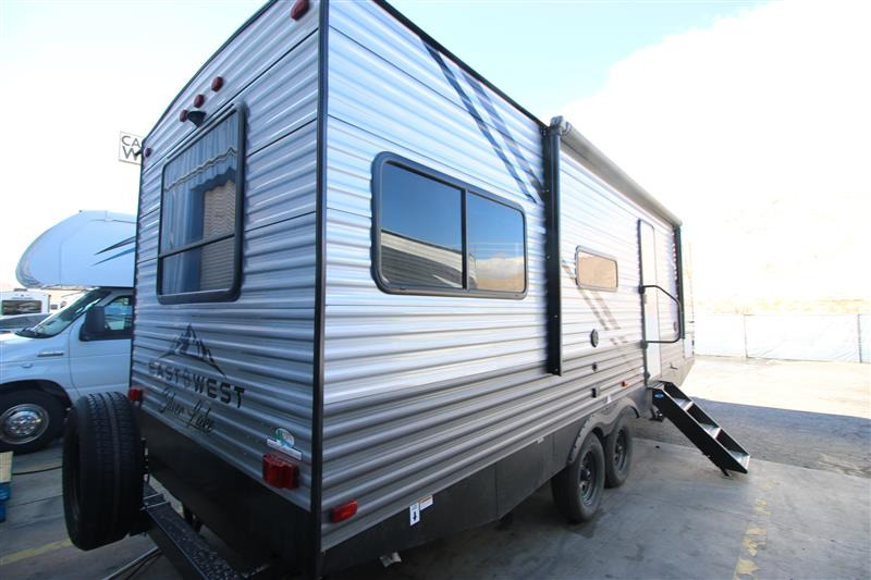 East To West Silver Lake 20KRD - Camping World of Las Vegas - 1838471