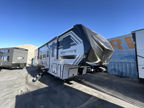 RV carousel image 1