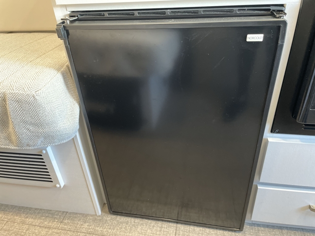 2025 Entegra Coach Ethos 20T — photo 8 of 8