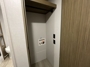 bedroom-closet