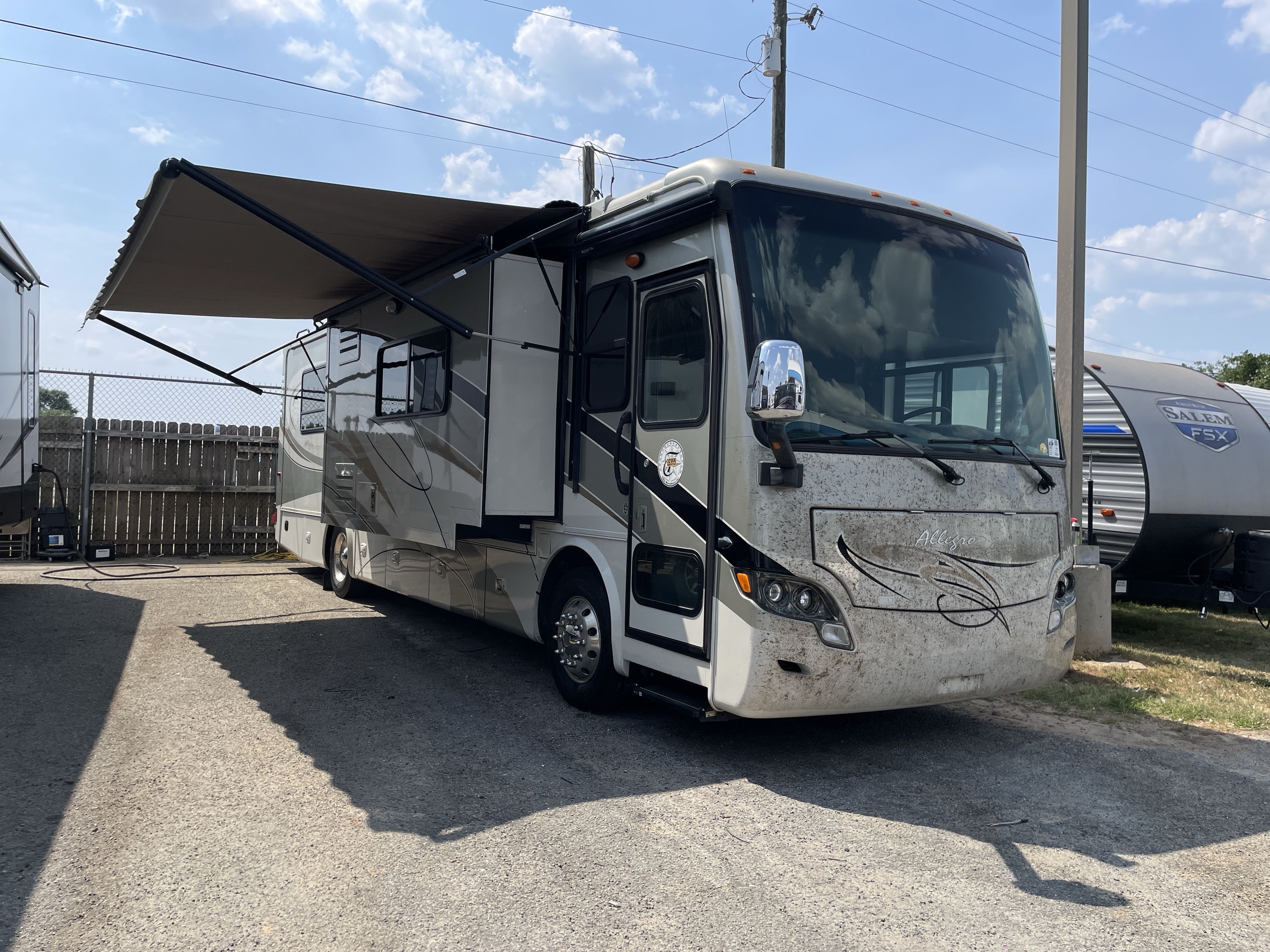New or Used Tiffin Allegro Breeze 32br RVs for Sale | Camping World