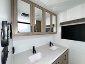 bathroom-2 thumbnail