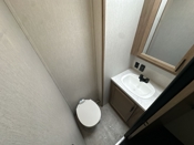 bathroom-2 thumbnail