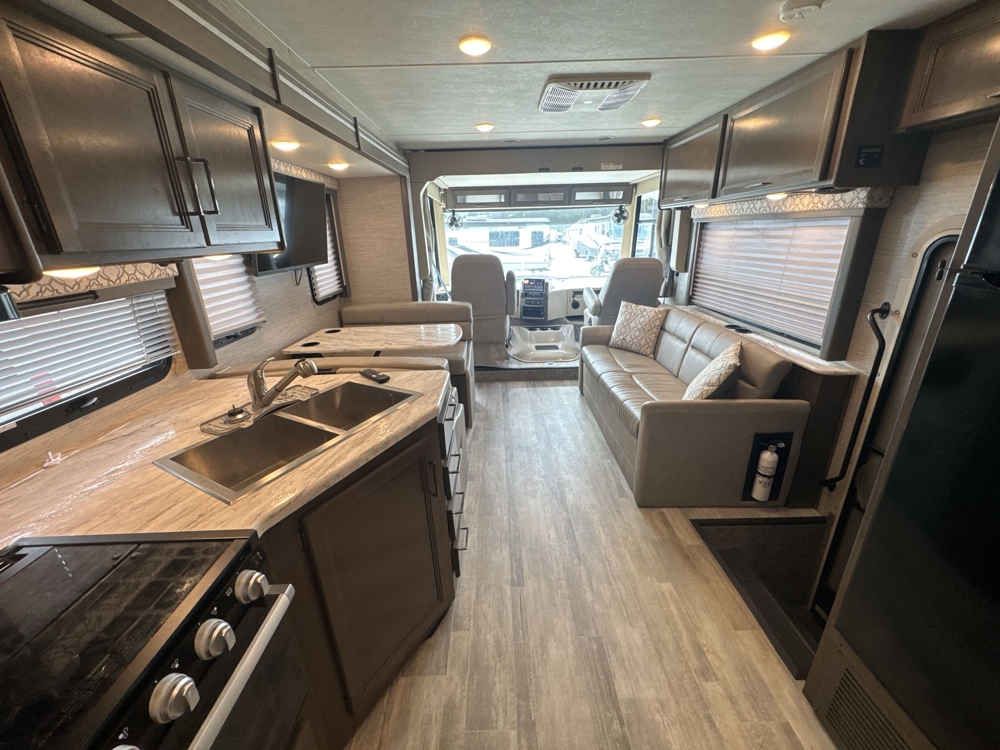2022 Thor Freedom Traveler A32 - Stock #2659554 | Ashland, VA