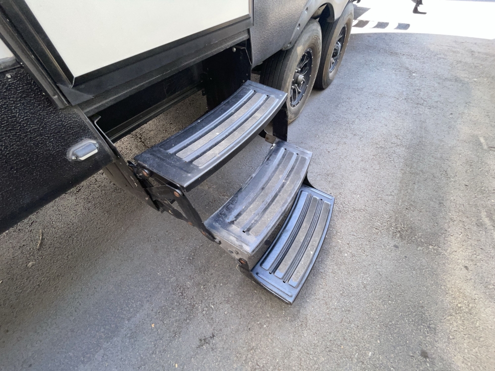 pass-through-storage