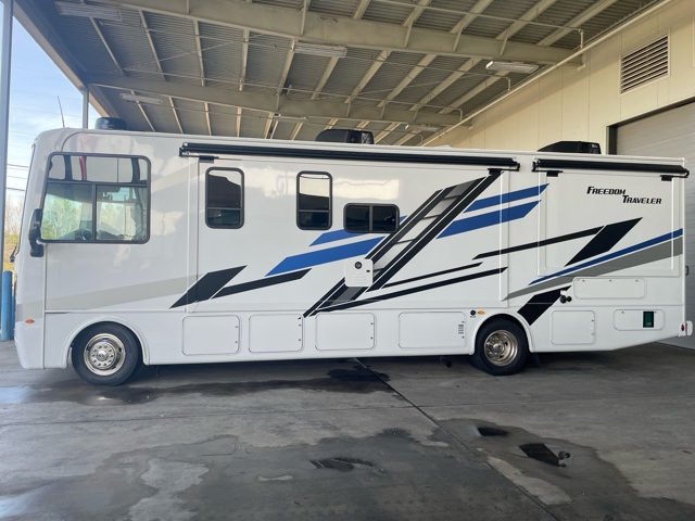 2026 Thor Freedom Traveler B30 — photo 8 of 8