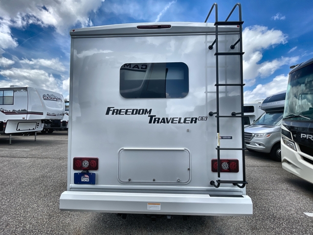 2026 Thor Freedom Traveler A24 — photo 3 of 8