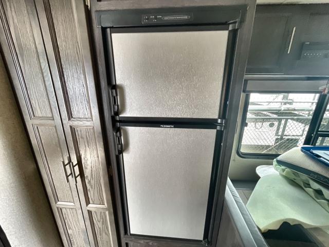 2019 Dutchmen Kodiak Cub 186E — photo 7 of 8
