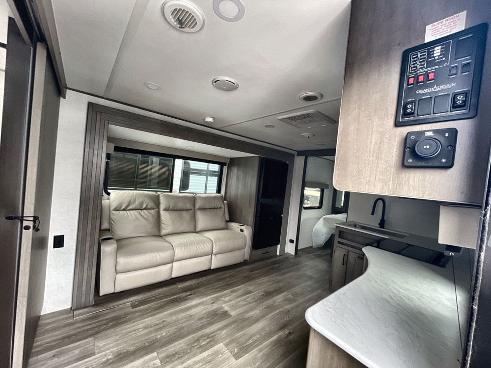 2025 Grand Design Transcend Xplor 22RBX - Stock #2678298 | Olive
