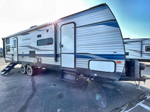 RV carousel image 1