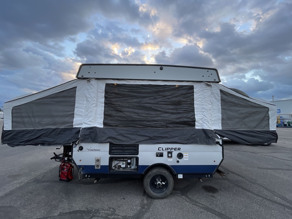 2022 Coachmen Clipper LS 806XLS — photo 5 of 8
