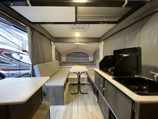 2022 Coachmen Clipper LS 806XLS — photo 2 of 8