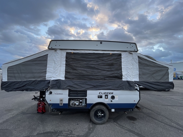 2022 Coachmen Clipper LS 806XLS — photo 5 of 8