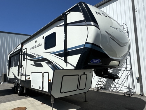 RV carousel image 1