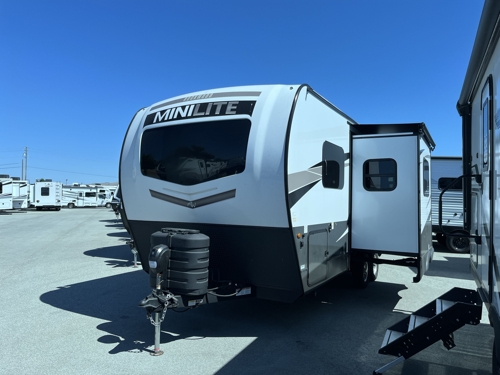 RV carousel image 1