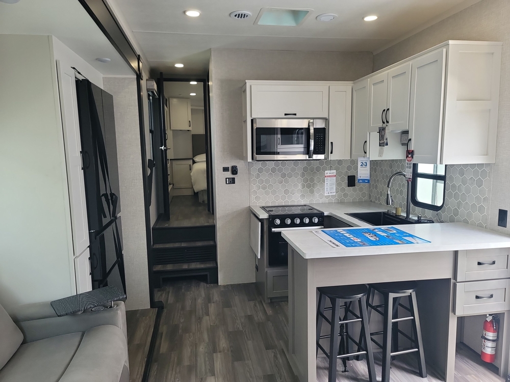2025 Jayco Seismic 359 Stock 2509090 Hill, CA Camping World