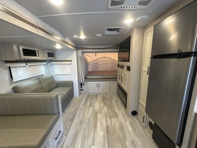 2022 Forest River Rockwood Roo 235S — photo 3 of 8