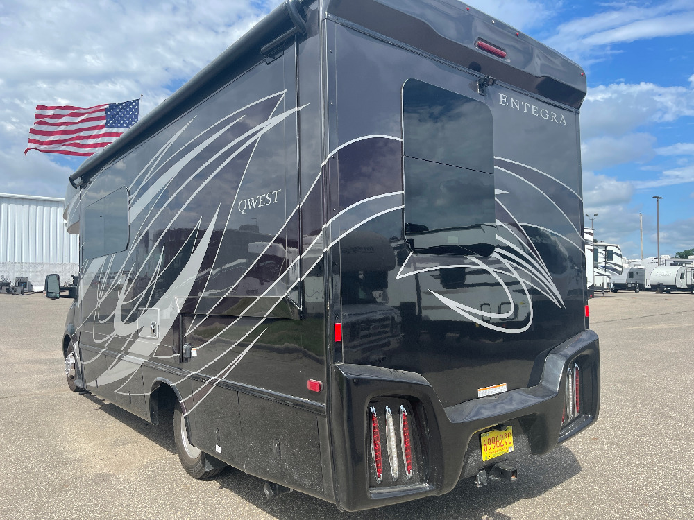 Entegra Coach Qwest 24L Camping World of Mankato 2157615