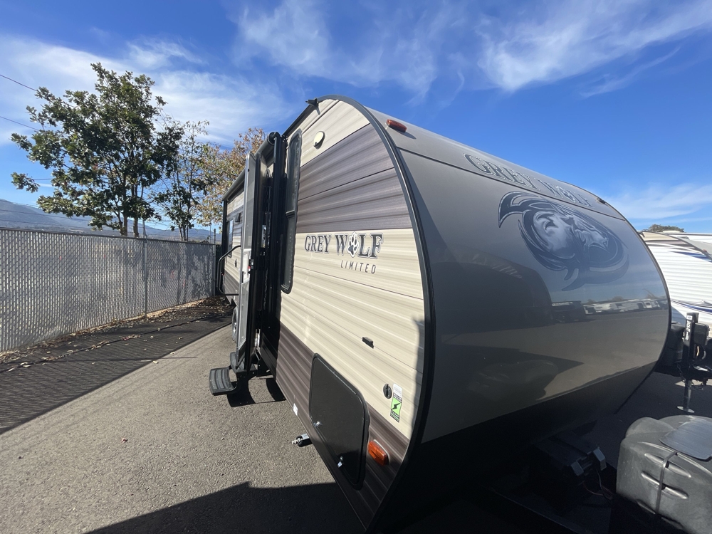 2018 Forest River Grey Wolf 22RDW Stock 2464657p Medford, OR