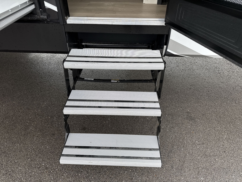 pass-through-storage