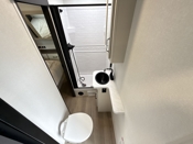 bathroom-2 thumbnail