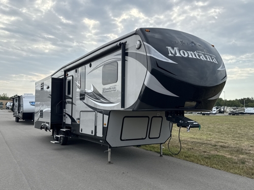 RV carousel image 1