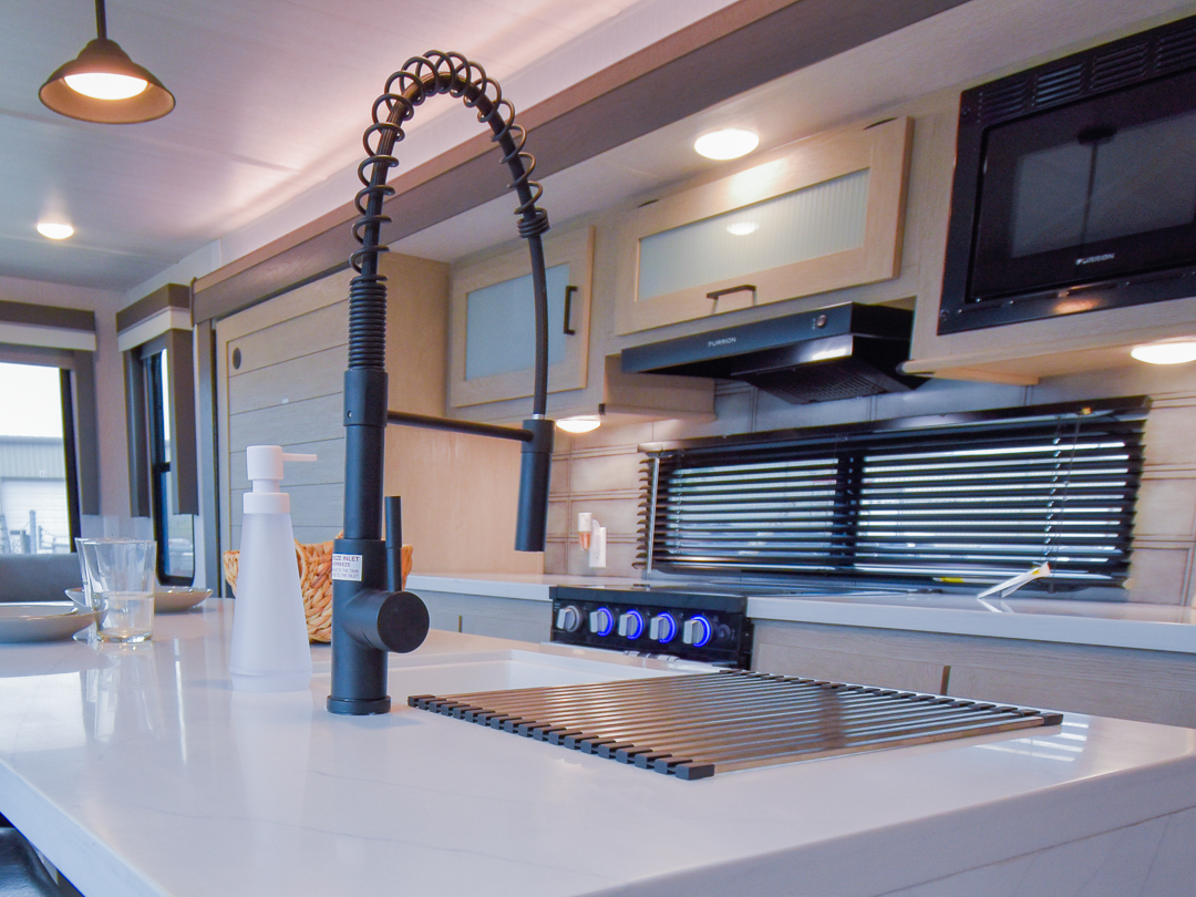 High-rise Kitchen Faucet