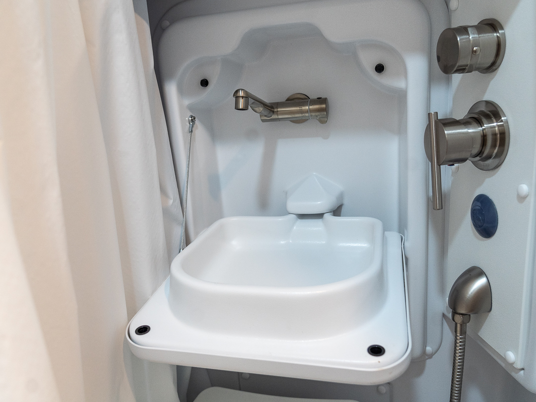 Fold-up Bathroom Sink