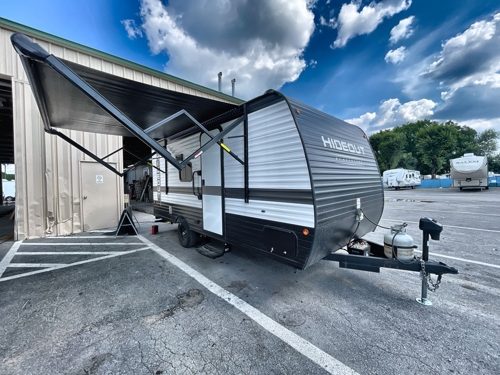 RV carousel image 1