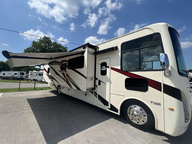 2022 Thor Windsport 34R — photo 6 of 8