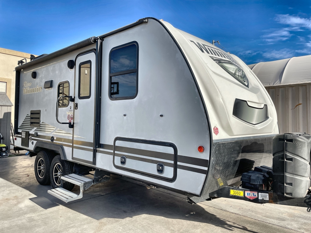 2020 Winnebago Micro Minnie 2108DS - Stock #2336700A | New River, AZ ...