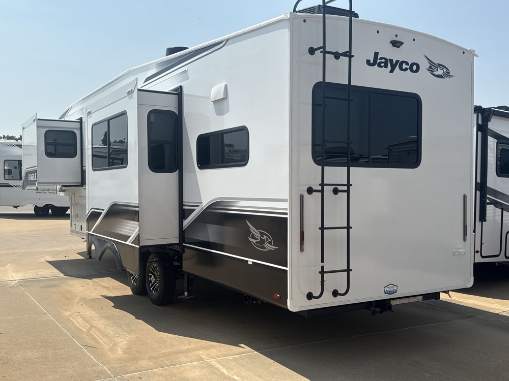 2026 Jayco Eagle 365UKTS — photo 7 of 8