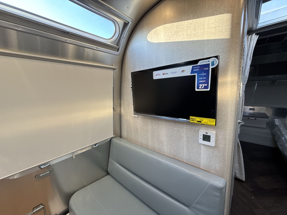 entertainment-center