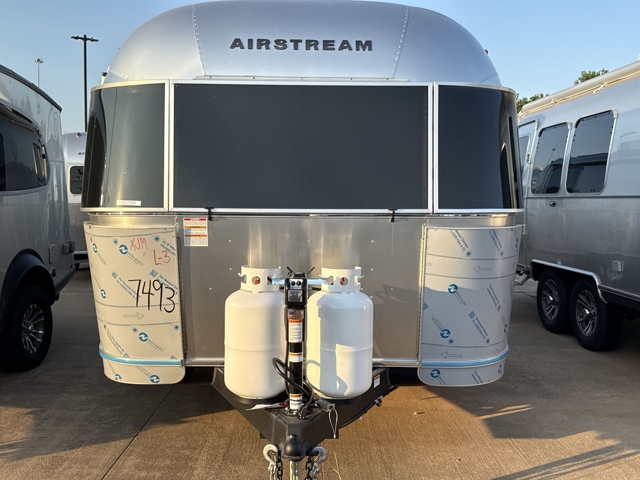 2026 Airstream International 28RB Twin — photo 4 of 8