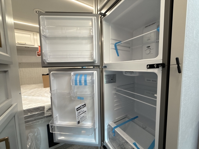 2026 Fleetwood Altitude 29F — photo 8 of 8