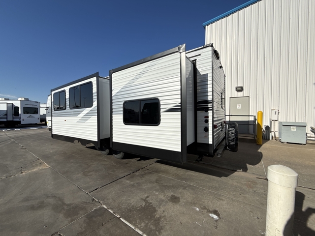 2026 Jayco Jay Flight SLX 333BTS — photo 7 of 8