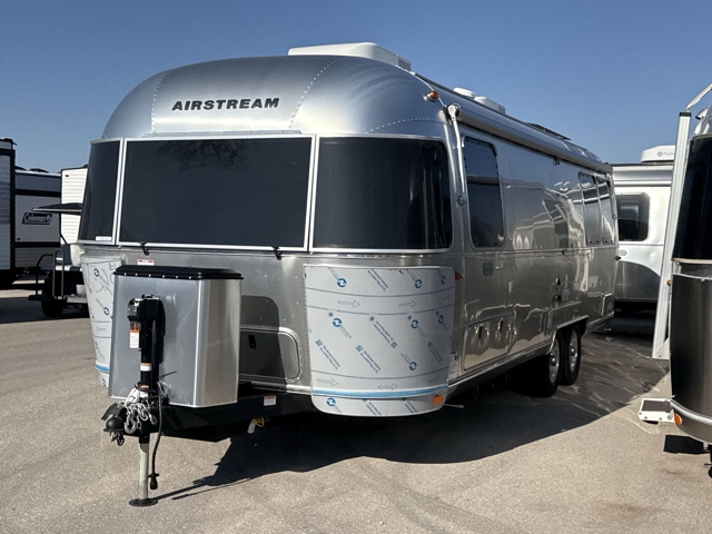 2026 Airstream Globetrotter 27FB Twin — photo 5 of 8