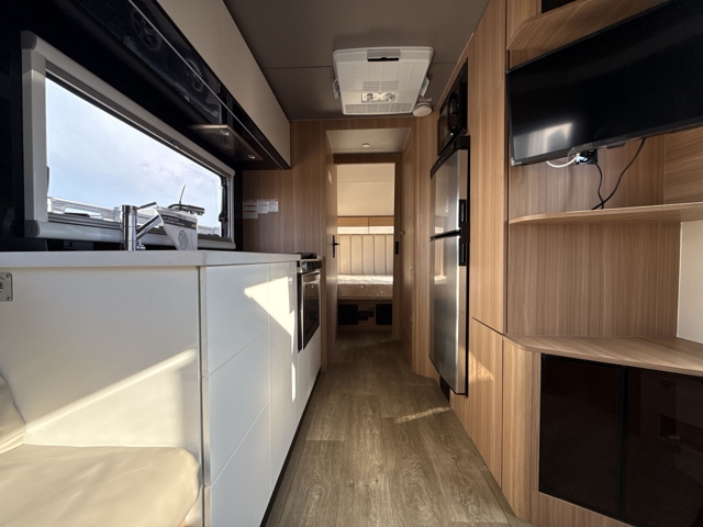 2024 Black Series Black Series Camper HQ21 — photo 3 of 8