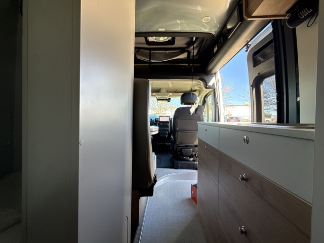 2026 Airstream Rangeline 20 — photo 3 of 8