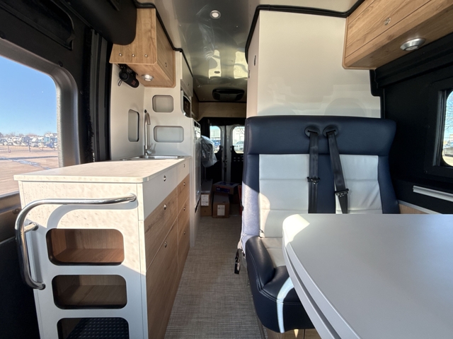 2026 Airstream Rangeline 20 — photo 2 of 8