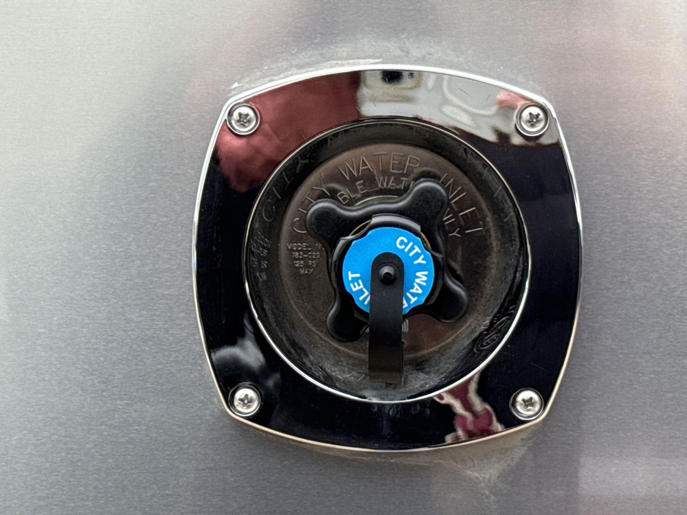 water-center-convenience-station