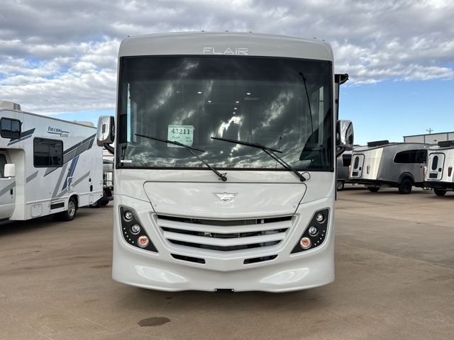 2026 Fleetwood Flair 28A — photo 4 of 8
