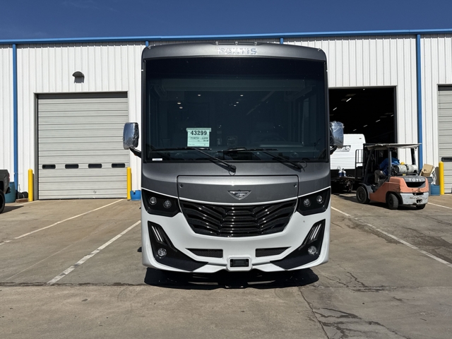 2026 Fleetwood Fortis 32RW — photo 4 of 8