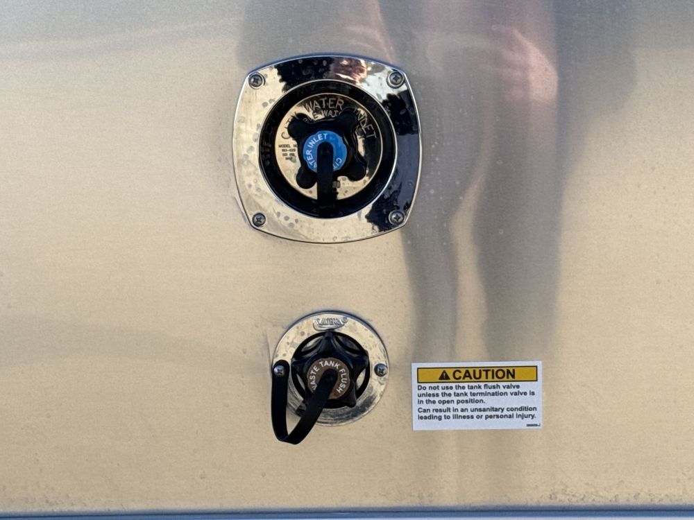 water-center-convenience-station